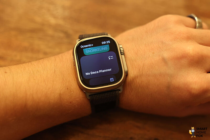 Приложение Oceanic Plus на Apple Watch Ultra.